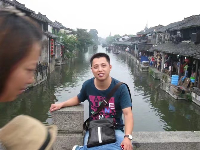 雪糕冰激凌的第一张照片--认干亲服务网