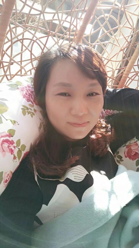 悦己的第一张照片--认干亲服务网