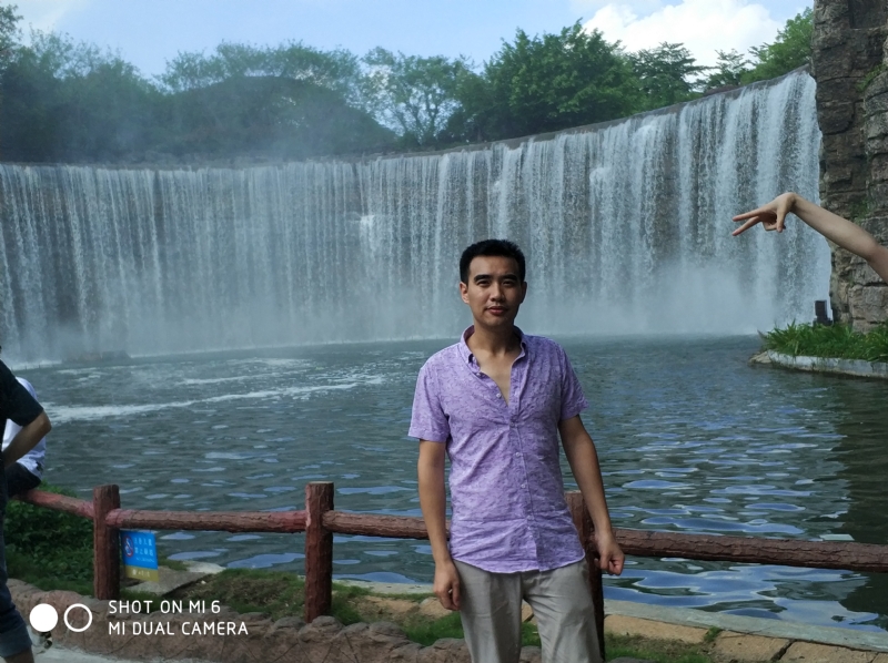 追梦人的第一张照片--认干亲服务网