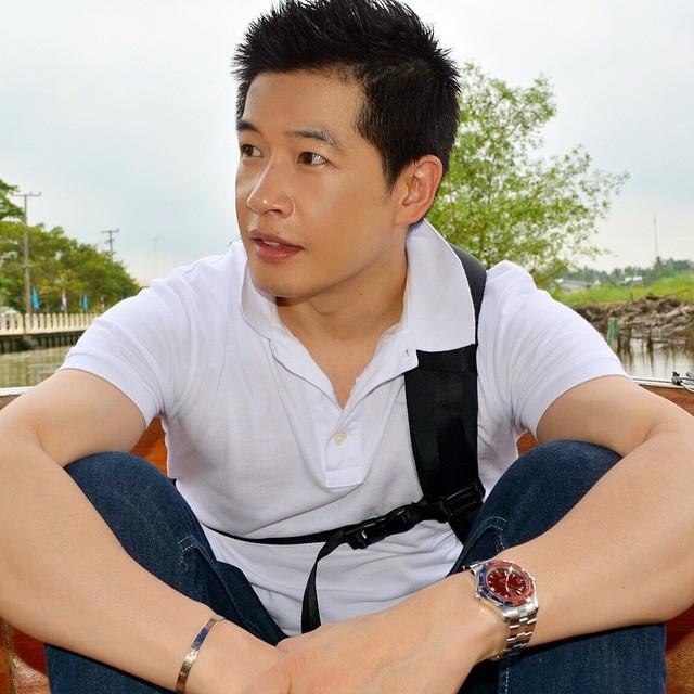 稳稳的男人的第二张照片--认干亲服务网