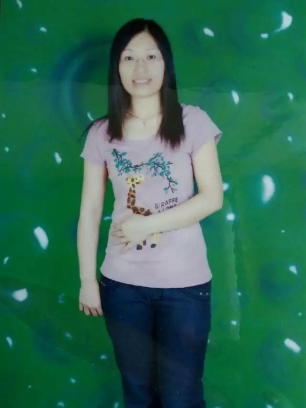 敏敏的第一张照片--认干亲服务网