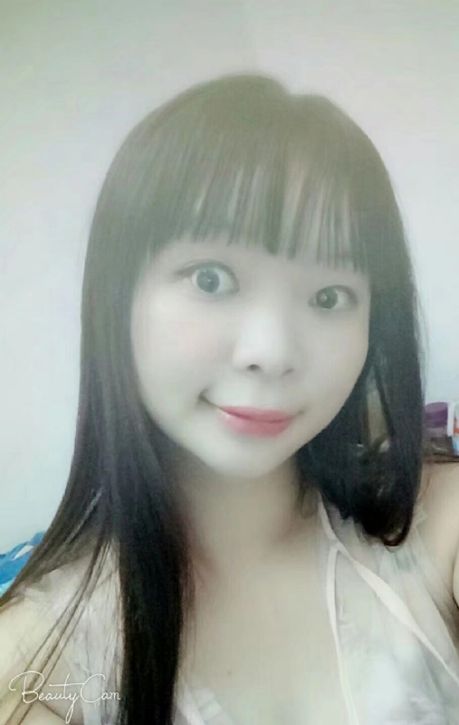 朵朵的第一张照片--认干亲服务网