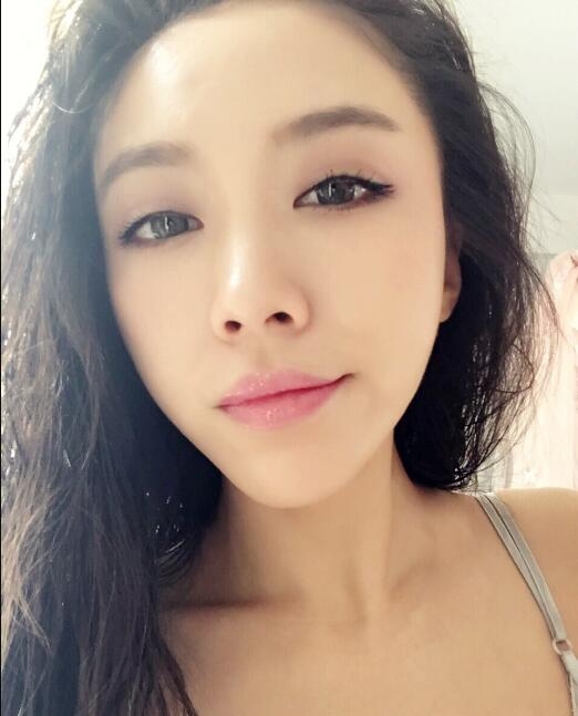 欣欣的第二张照片--认干亲服务网