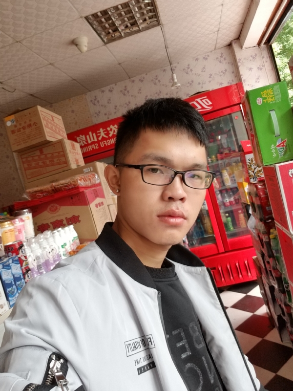 柒年的第一张照片--认干亲服务网