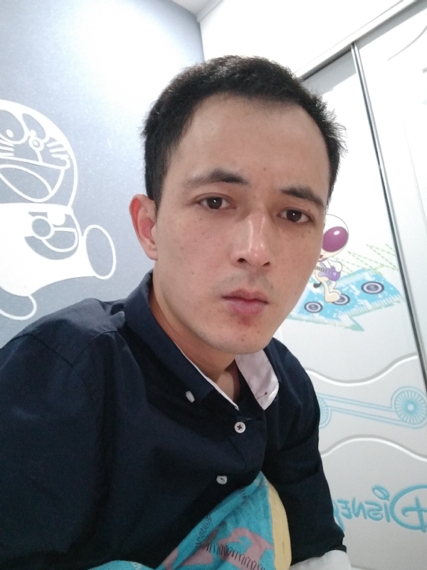 容晨的第一张照片--认干亲服务网