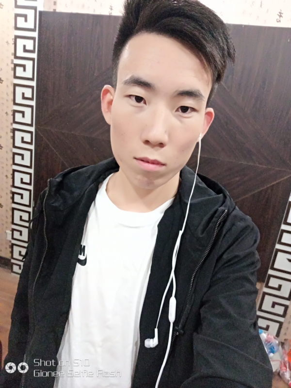 似命珍惜的第一张照片--认干亲服务网