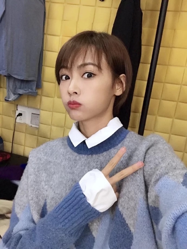 小丫头的第三张照片--认干亲服务网