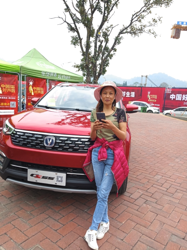 小燕的第一张照片--认干亲服务网