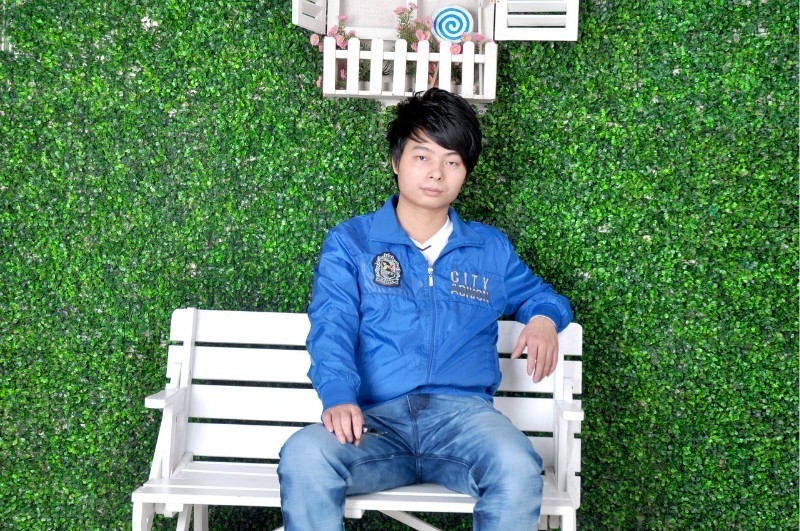 流浪的吉他的第一张照片--认干亲服务网