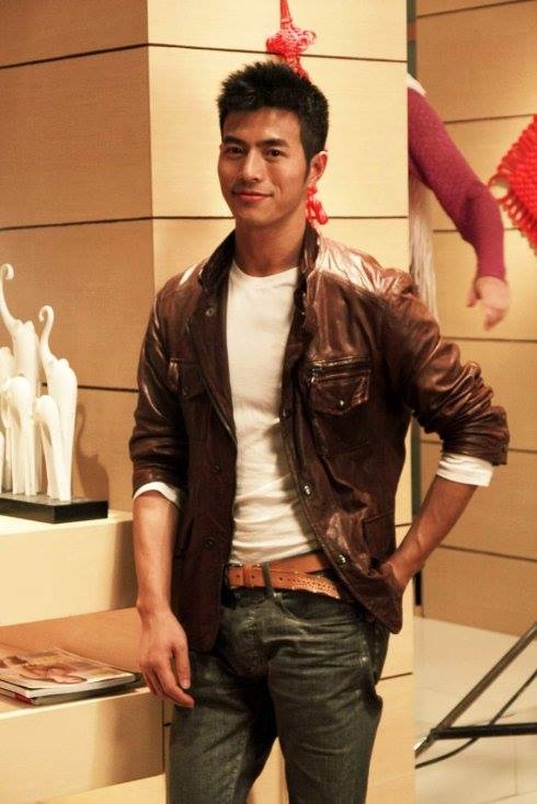 李家佑的第一张照片--认干亲服务网