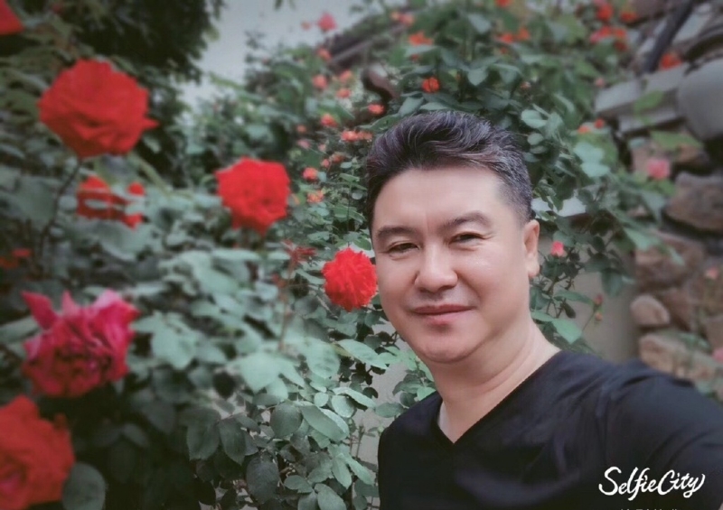 姓李名光耀的第一张照片--认干亲服务网