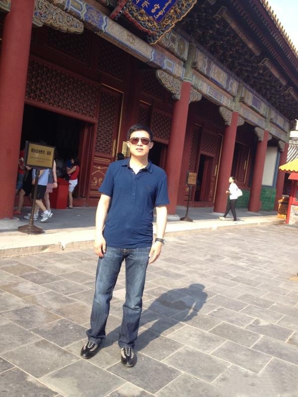 刘刚的第一张照片--认干亲服务网