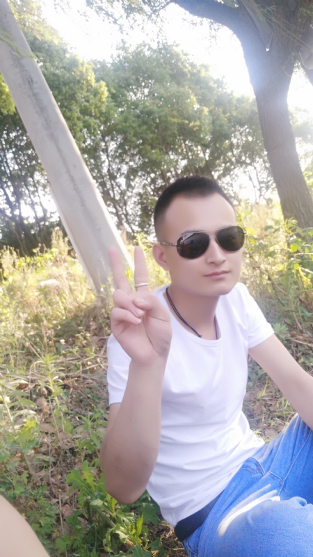 马凯亮的第一张照片--认干亲服务网