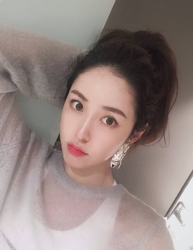 宋揚的第一张照片--认干亲服务网