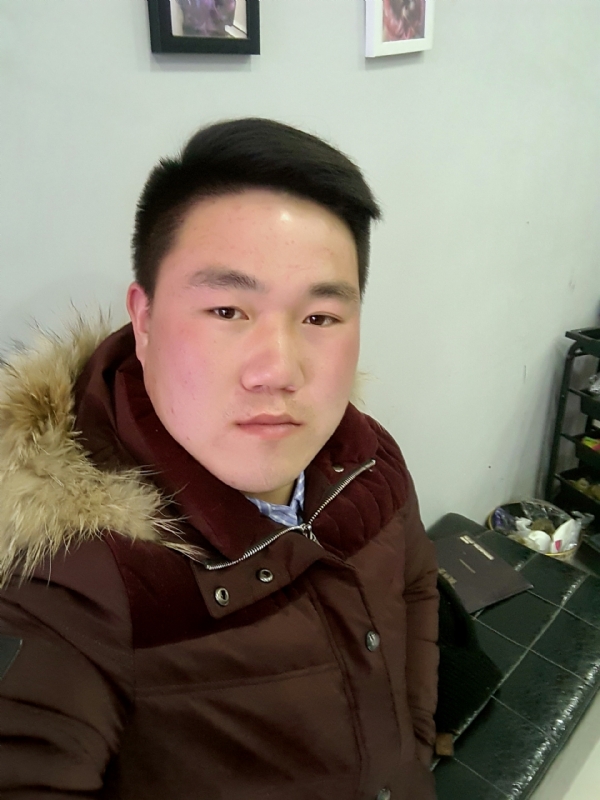 小飞的第一张照片--认干亲服务网