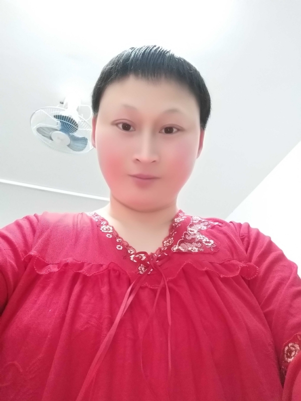 彩虹姐姐永不言弃的第一张照片--认干亲服务网