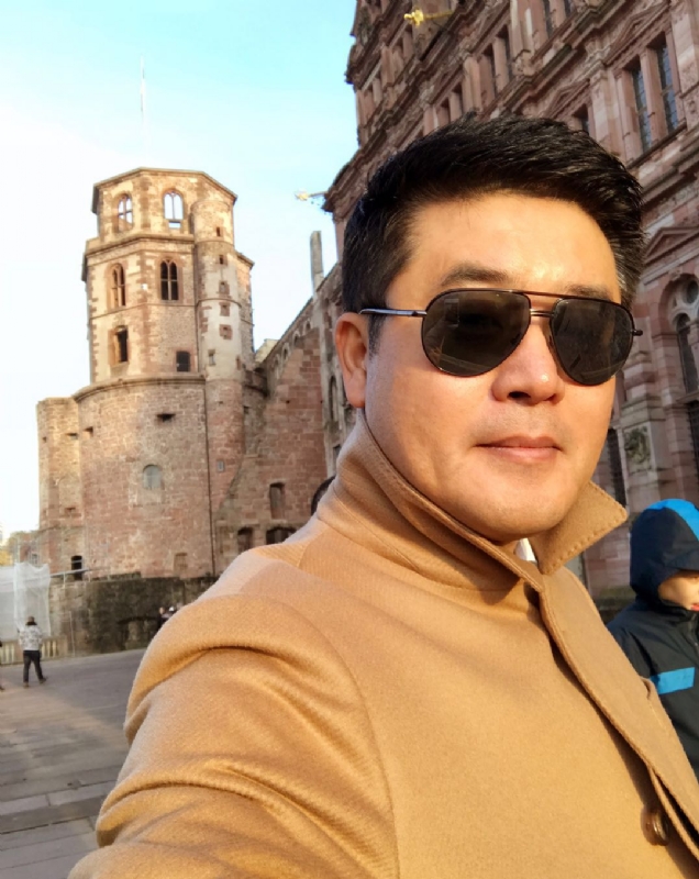 天马行空的第二张照片--认干亲服务网