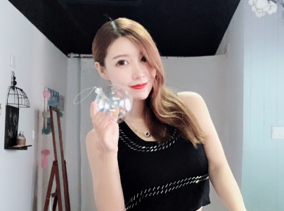 玫瑰有刺勿随意的第四张照片--认干亲服务网