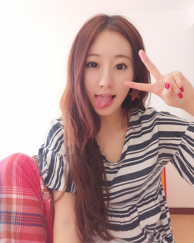 没有故事的女同学的第三张照片--认干亲服务网