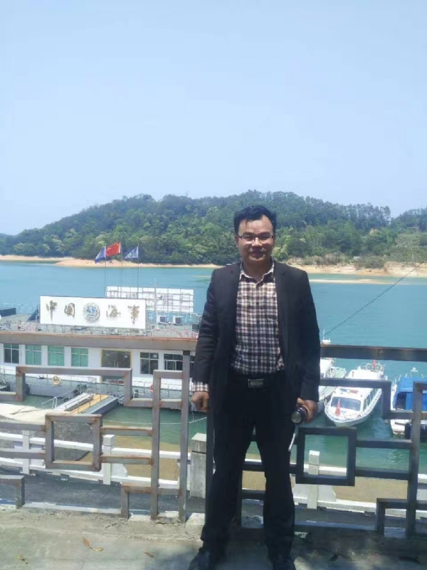 三哥的第一张照片--认干亲服务网