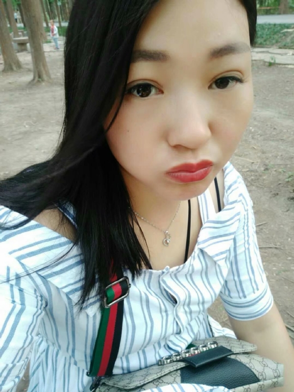 小燕子的第一张照片--认干亲服务网