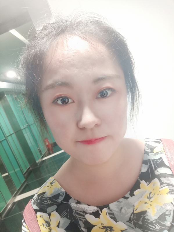 小花伞的第一张照片--认干亲服务网