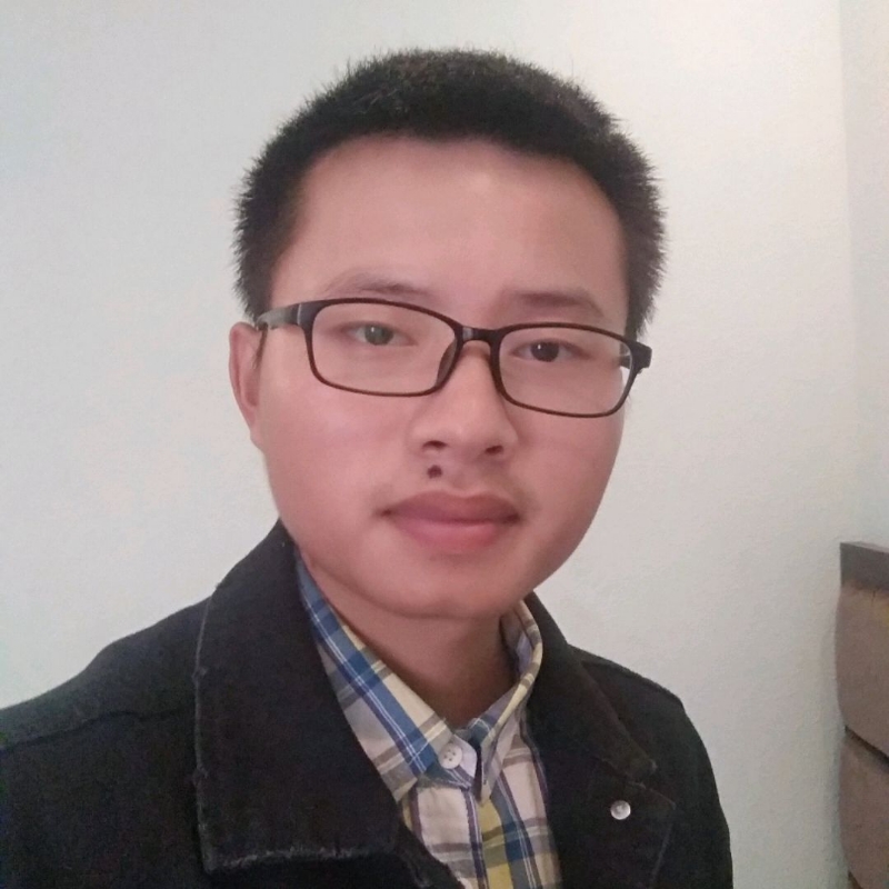 一只独行的猪的第二张照片--认干亲服务网