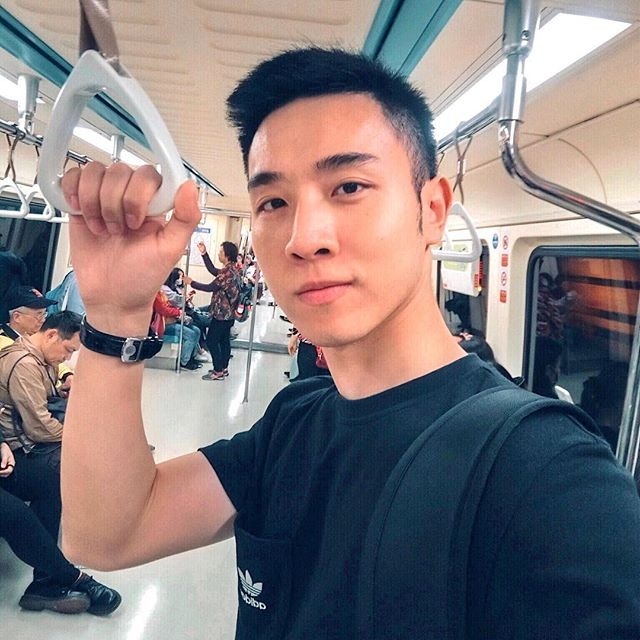 然然男士的第三张照片--认干亲服务网