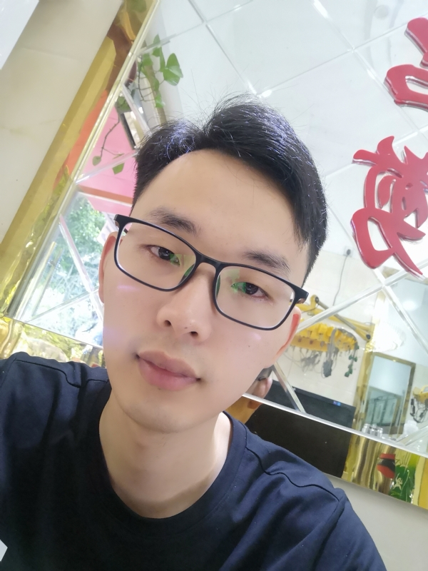 嗨喽先生的第一张照片--认干亲服务网