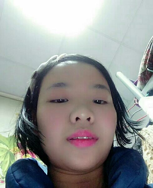 依依的第一张照片--认干亲服务网