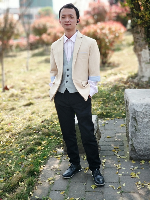 四叶草的第一张照片--认干亲服务网