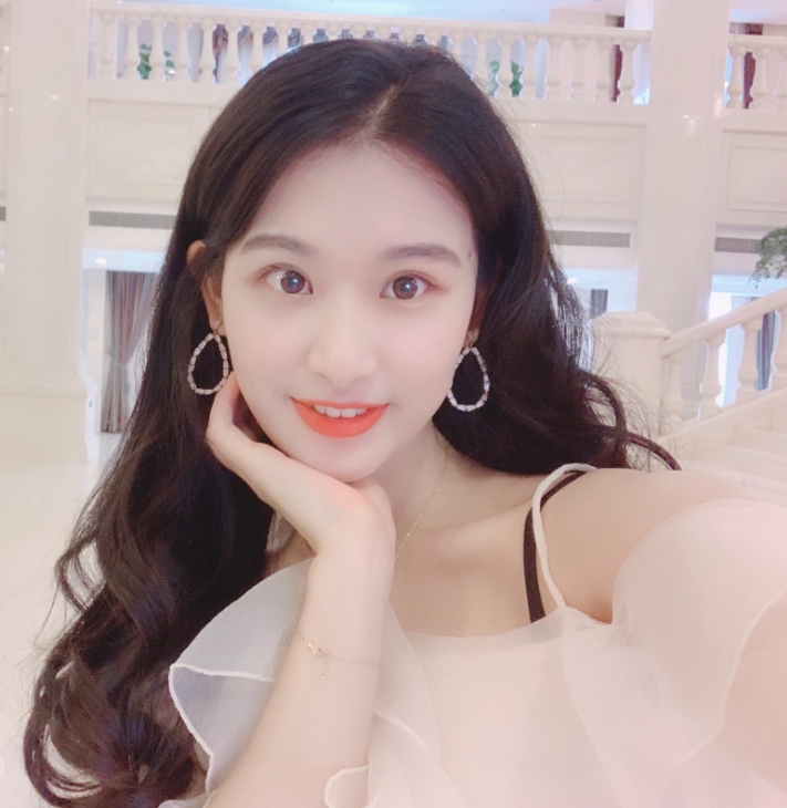 薇信zsqyaer的第一张照片--认干亲服务网