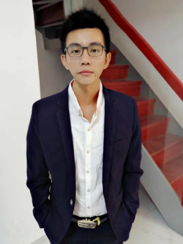 林智明的第一张照片--认干亲服务网