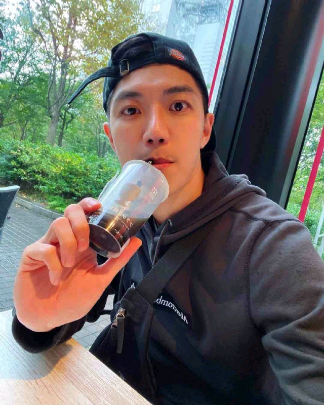 苏天奇的第一张照片--认干亲服务网