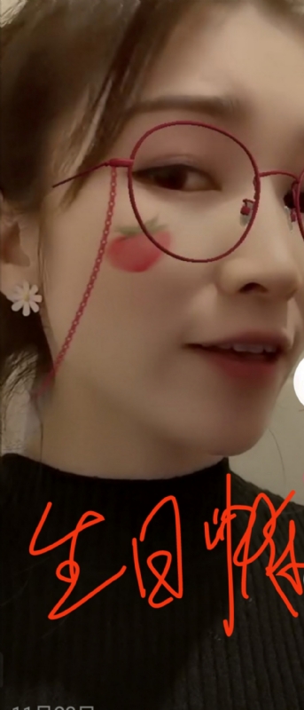 酒味女孩的第一张照片--认干亲服务网