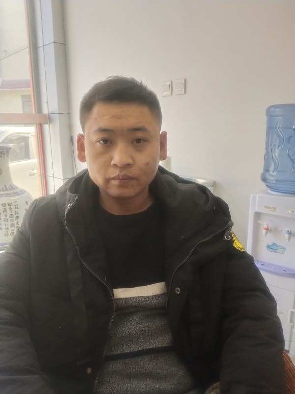 瞿波的第一张照片--认干亲服务网