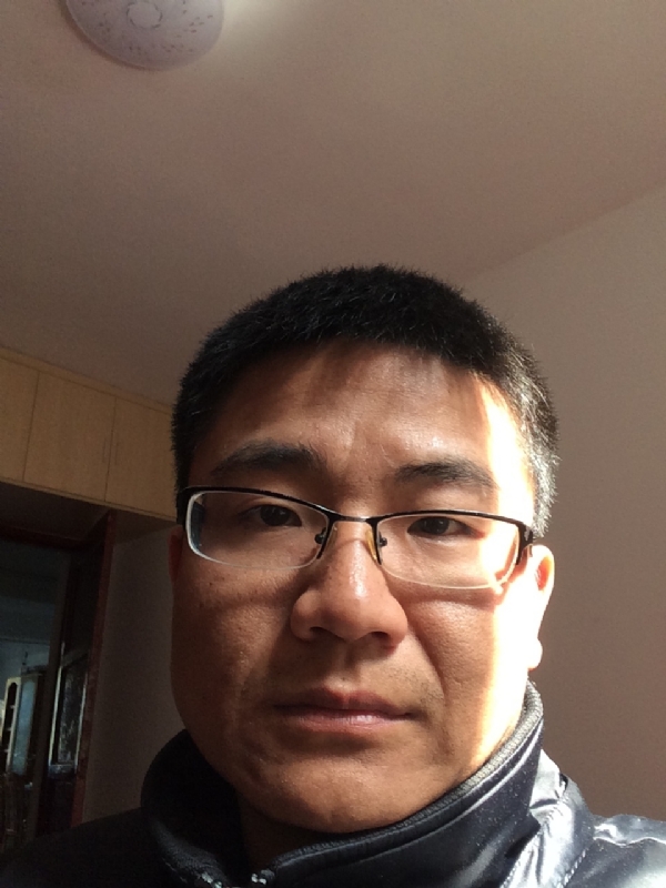 余浩浩的第一张照片--认干亲服务网