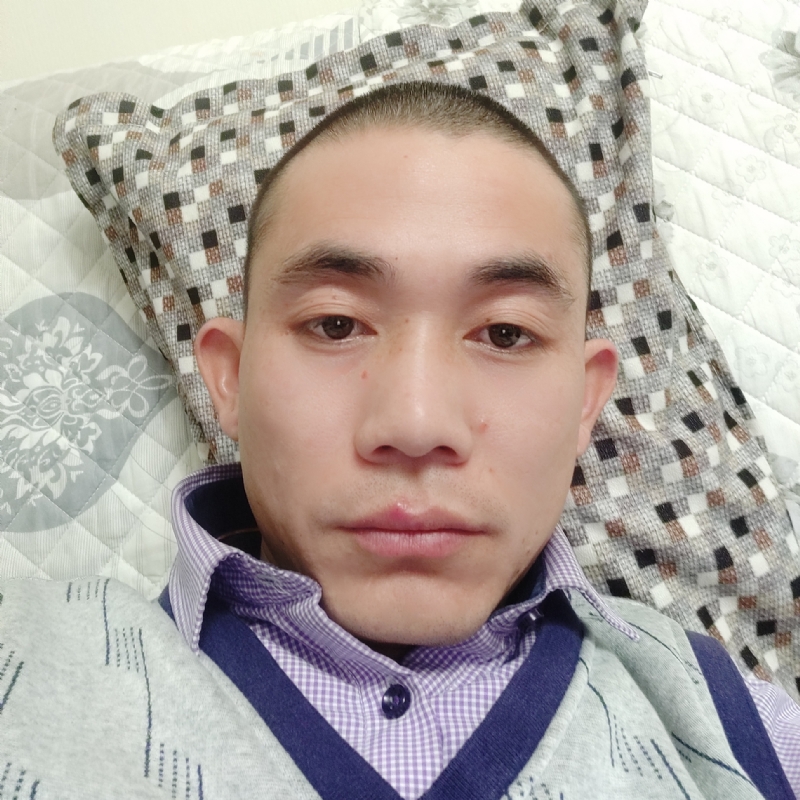 龙飞的第一张照片--认干亲服务网