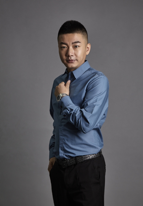 陈伟育的第一张照片--认干亲服务网