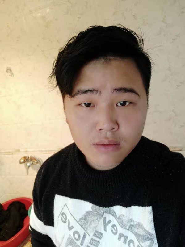 小李的第一张照片--认干亲服务网