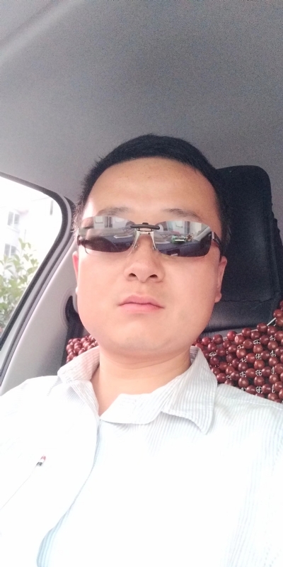 痛苦的单身狗的第二张照片--认干亲服务网