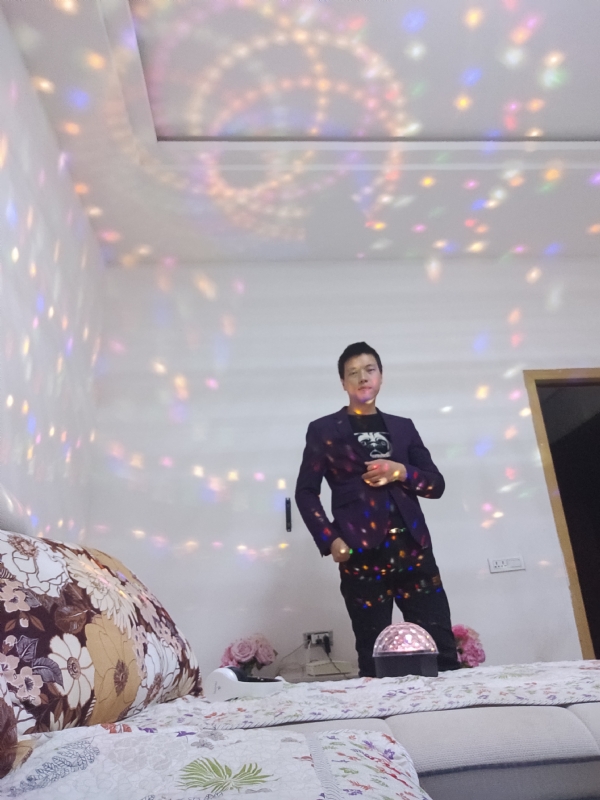 慕凡的第一张照片--认干亲服务网