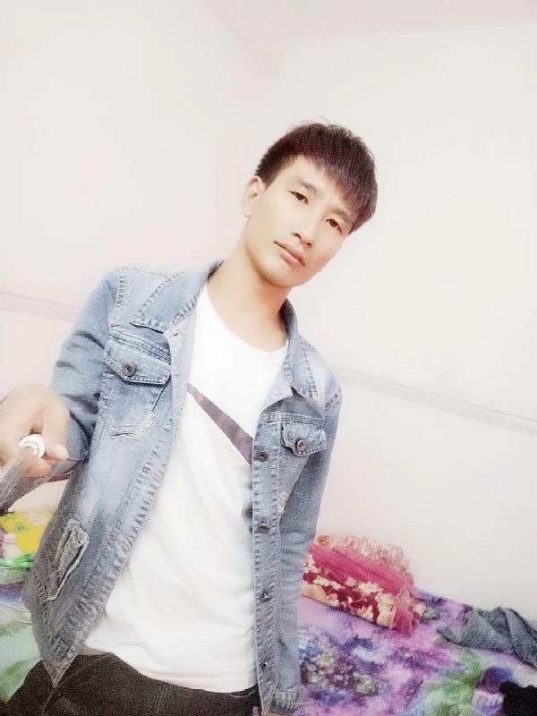 心好痛的第一张照片--认干亲服务网