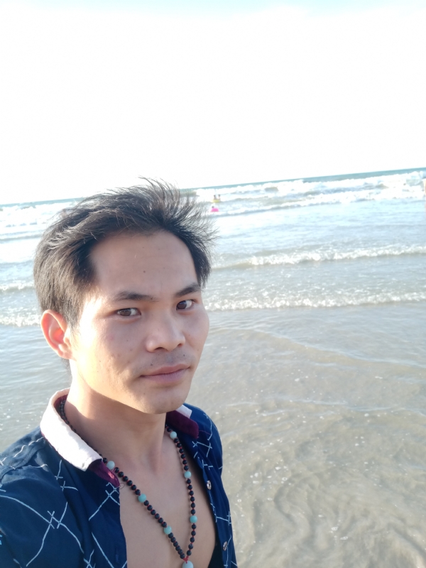 爱已欠费的第一张照片--认干亲服务网