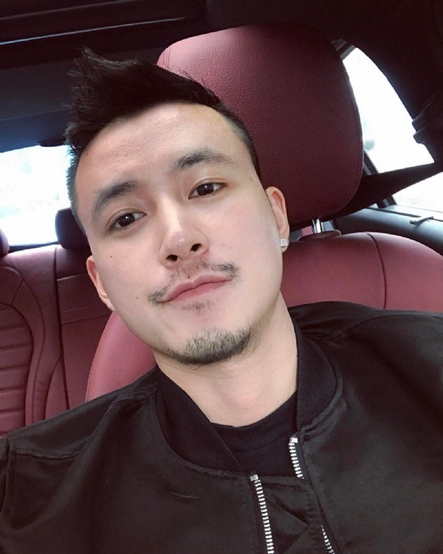 隆刘的第一张照片--认干亲服务网