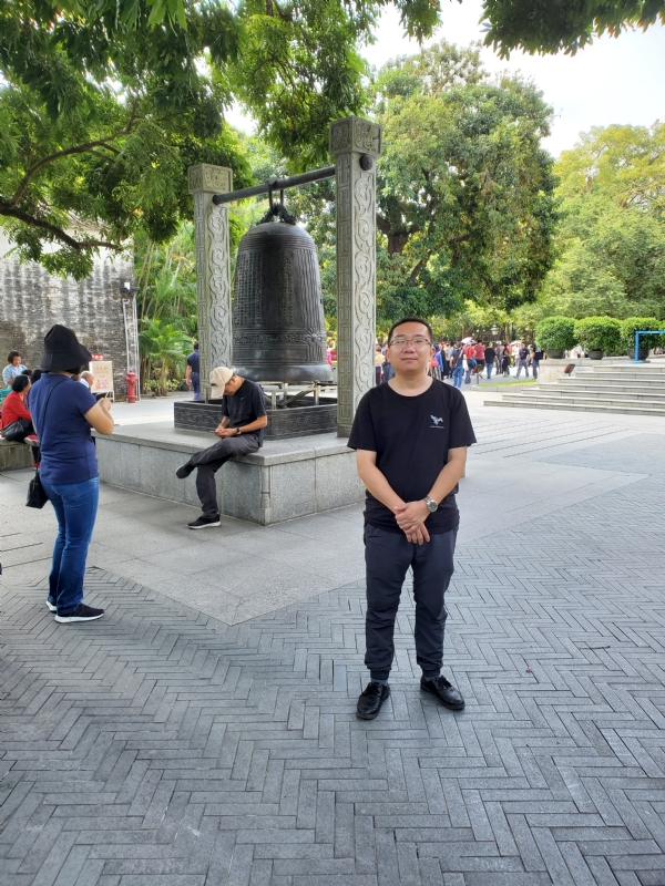 杨昊的第一张照片--认干亲服务网