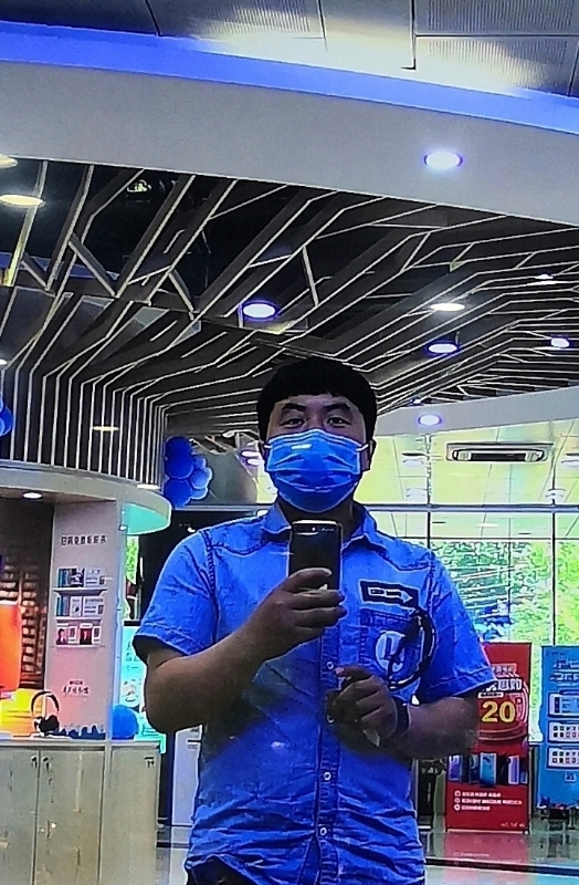 小蜜蜂的第二张照片--认干亲服务网