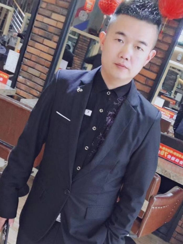 相伴到老的第一张照片--认干亲服务网