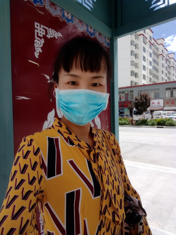 月儿的第一张照片--认干亲服务网