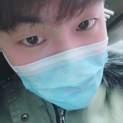 大学生的第一张照片--认干亲服务网